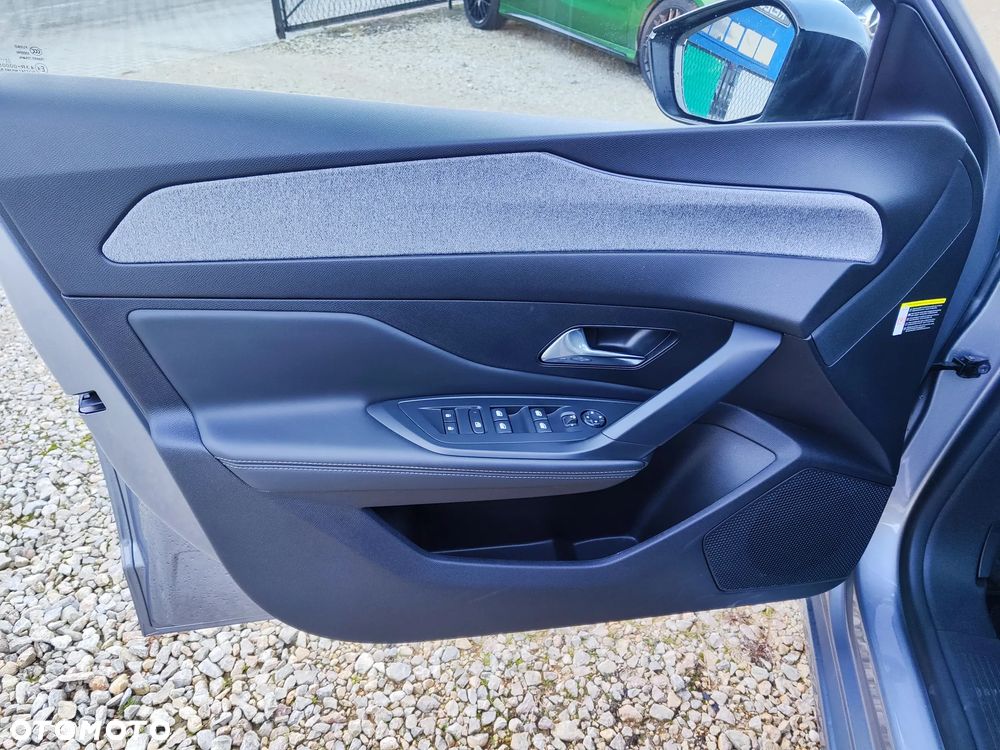 Peugeot 308 1.2 PureTech Allure Pack S&S EAT8 - 20