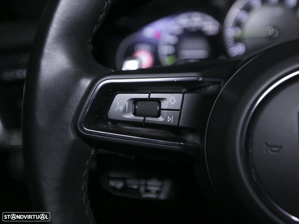 Porsche Panamera Sport Turismo 4S E-Hybrid - 28