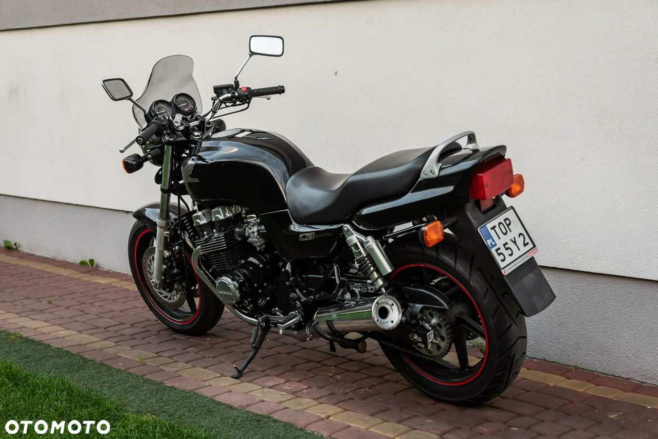 Honda CB - 4