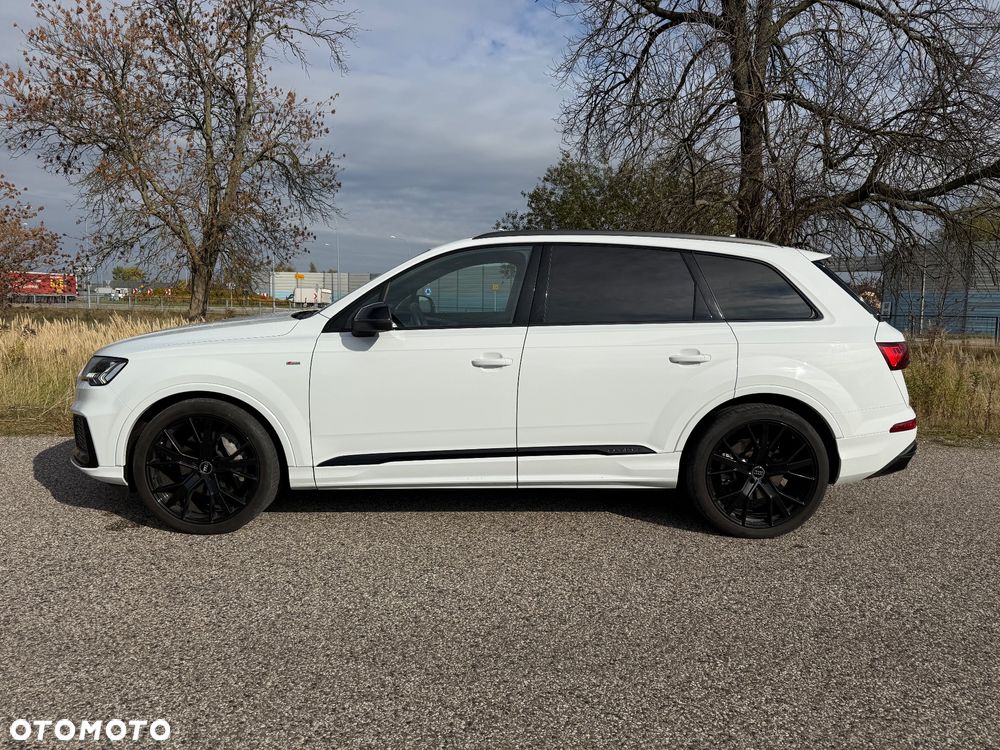 Audi Q7 - 7