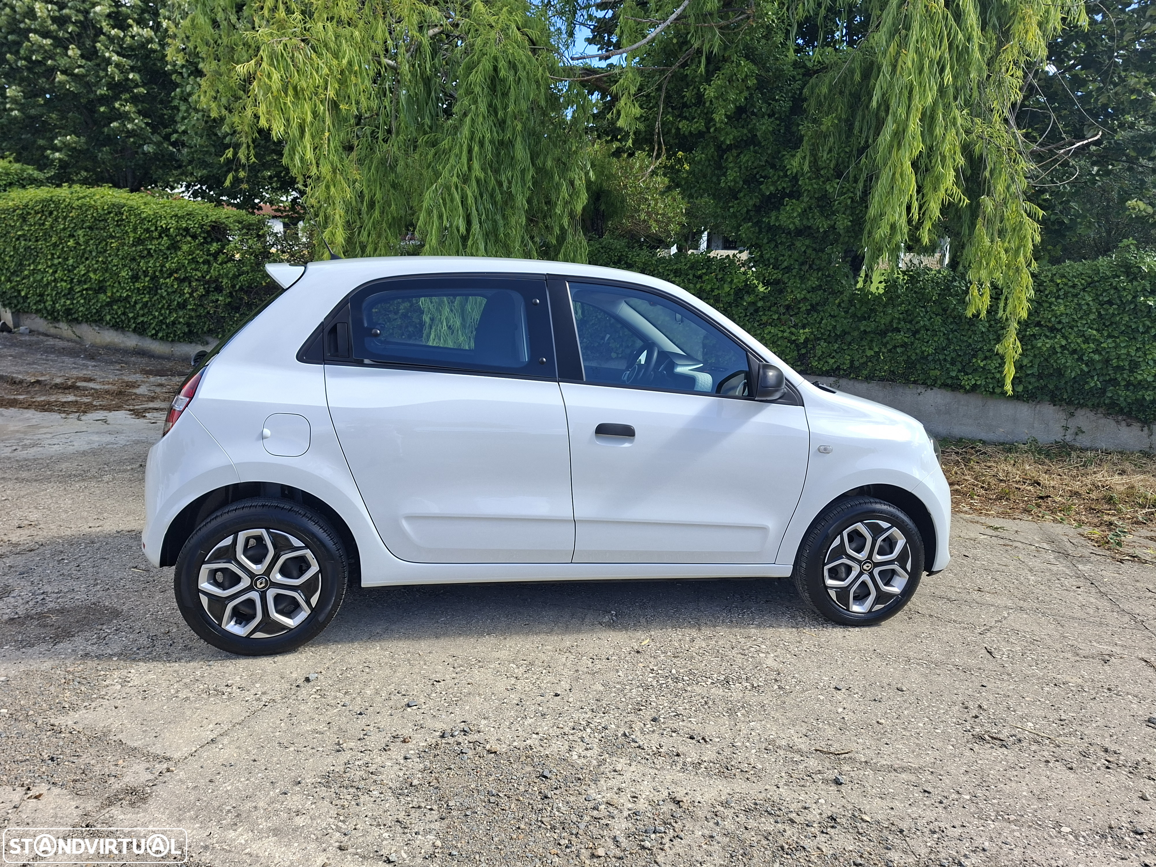 Renault Twingo SCe 70 Liberty - 42