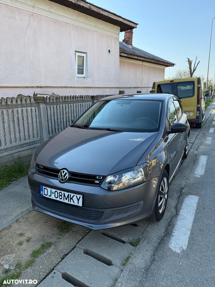 Volkswagen Polo 1.2 Attractive - 9