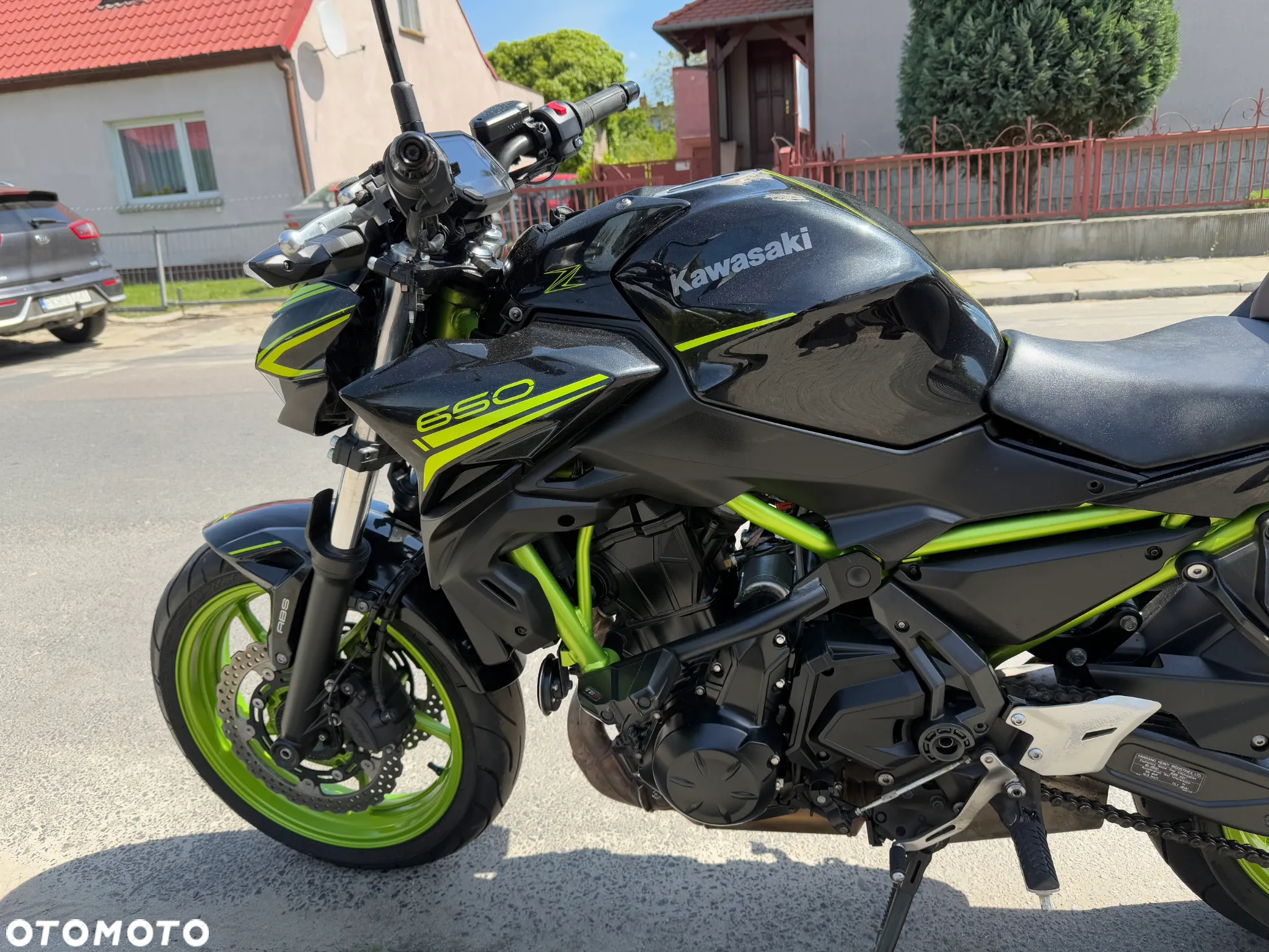 Kawasaki Z 650 - 12