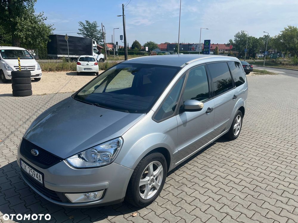Ford Galaxy - 1