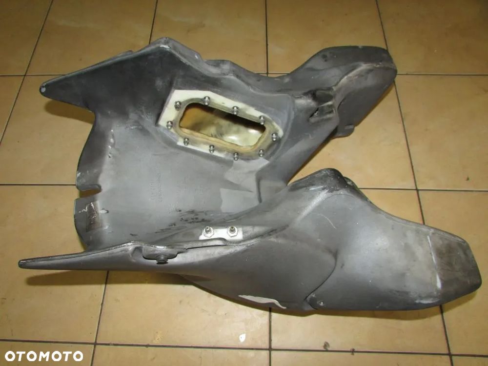 APRILIA PEGASO 650 i.e. 01-04 bak zbiornik paliwa - 3