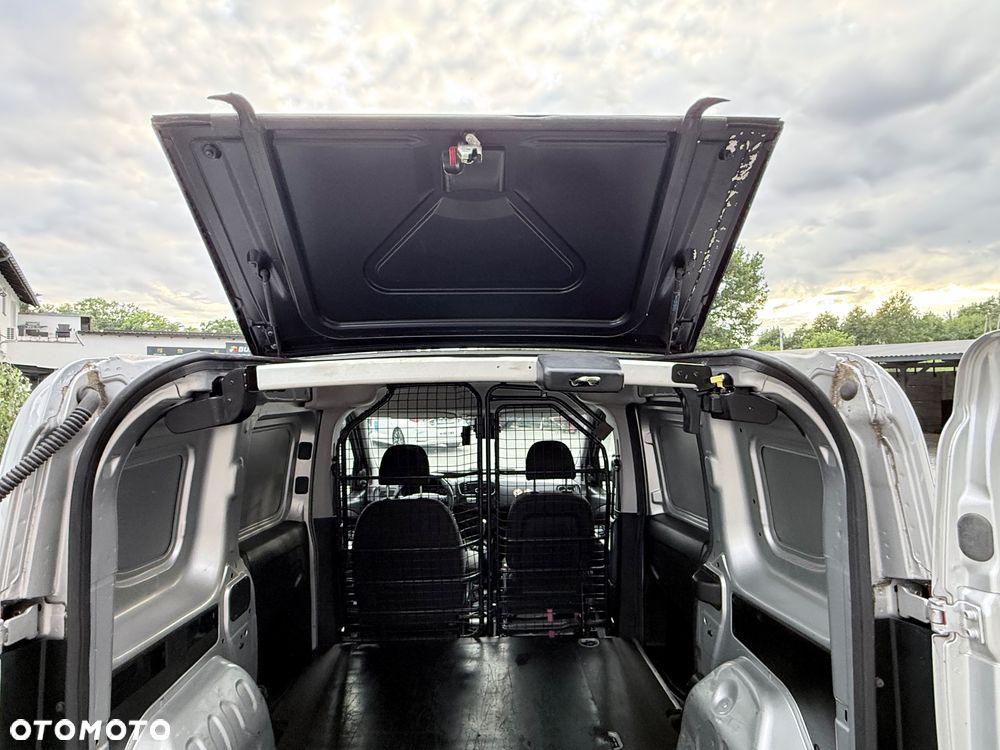 Opel COMBO - 14