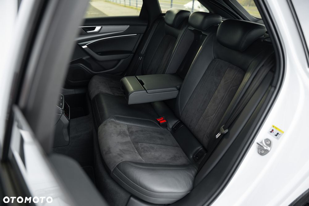 Audi A6 Avant 50 TFSI e quattro S tronic - 35