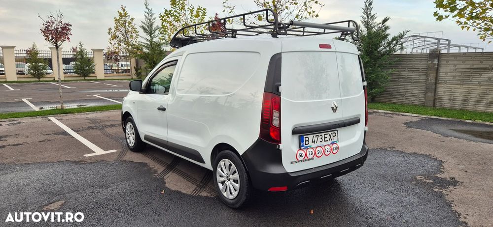 Renault Express - 4