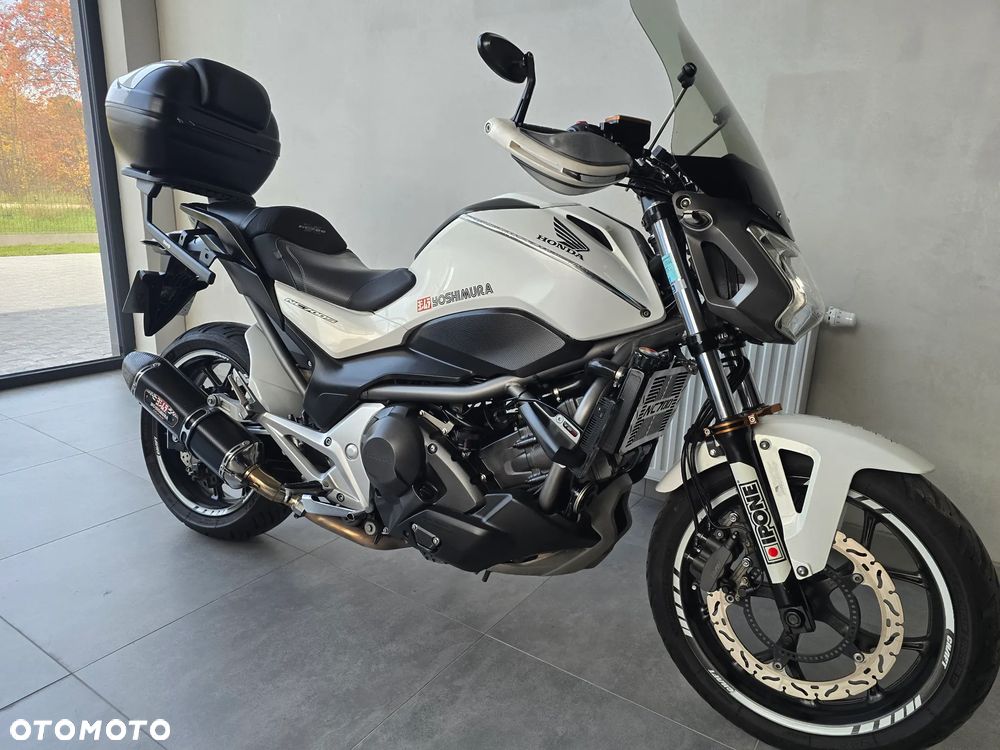 Honda NC - 27