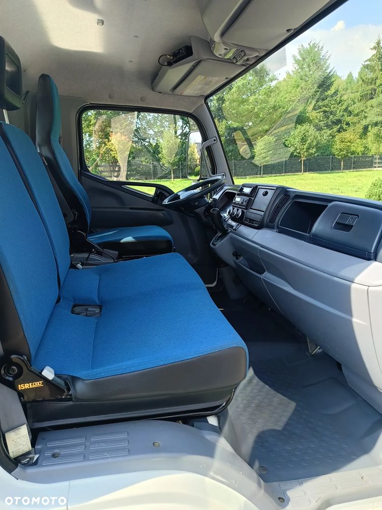 Mitsubishi FUSO CANTER 9C18 - 9