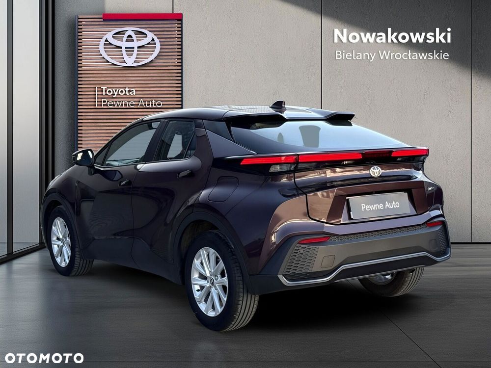 Toyota C-HR 2024