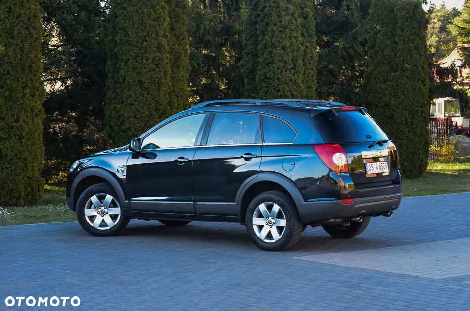 Chevrolet Captiva 2.4 2WD 7 Sitzer LS Family Edition - 18