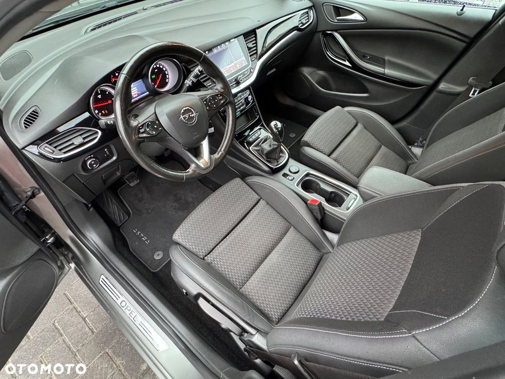 Opel Astra 1.6 D (CDTI) Start/Stop Innovation - 11