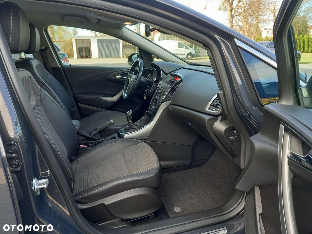 Opel Astra 1.4 Innovation - 21