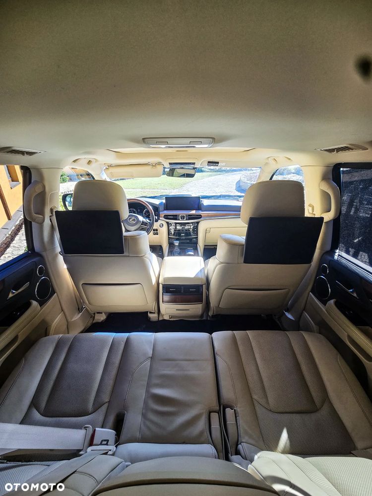 Lexus LX 570 Omotenashi - 4