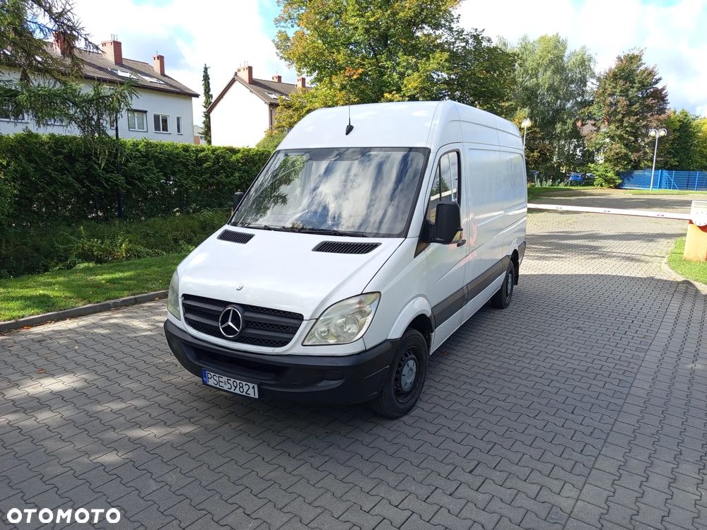 Mercedes-Benz Sprinter 2010 photo 2