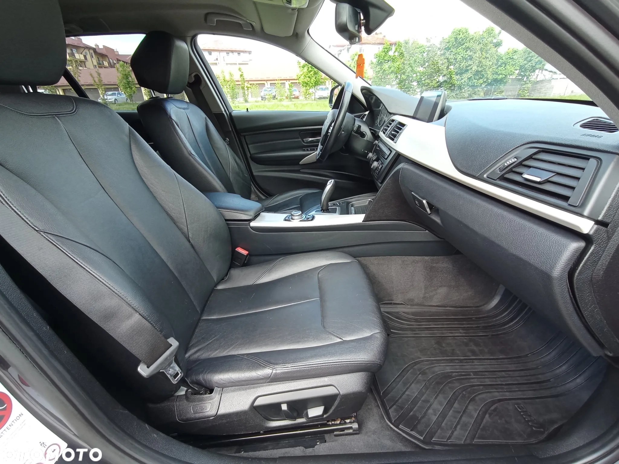 BMW Seria 3 - 19