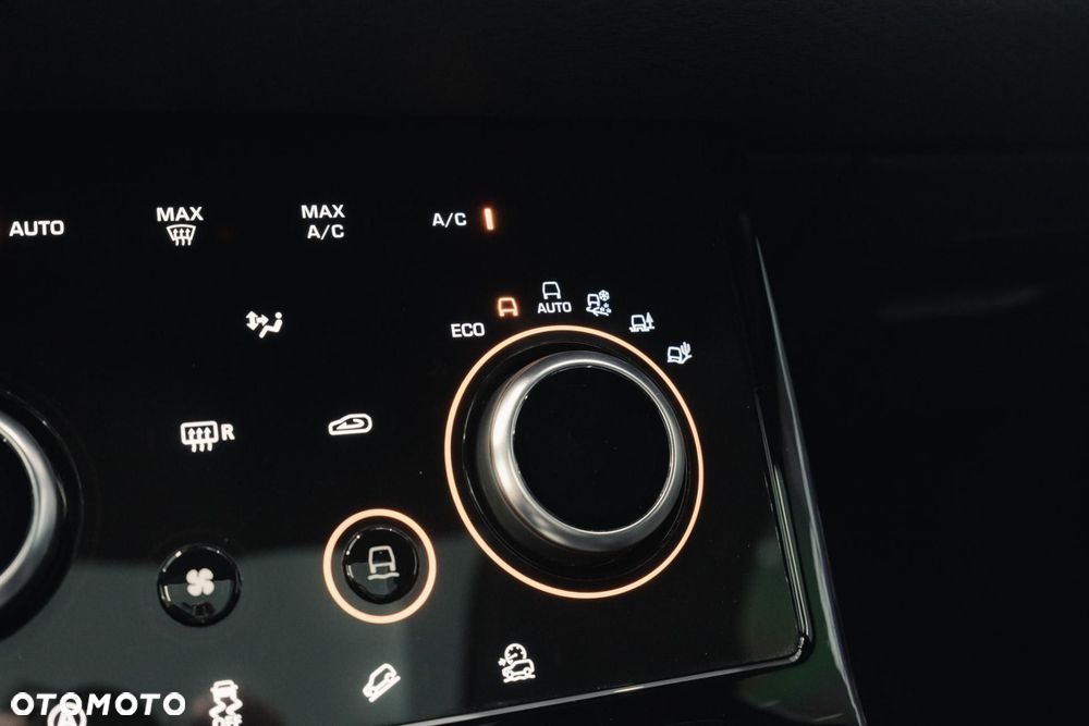 Land Rover Range Rover Evoque - 27