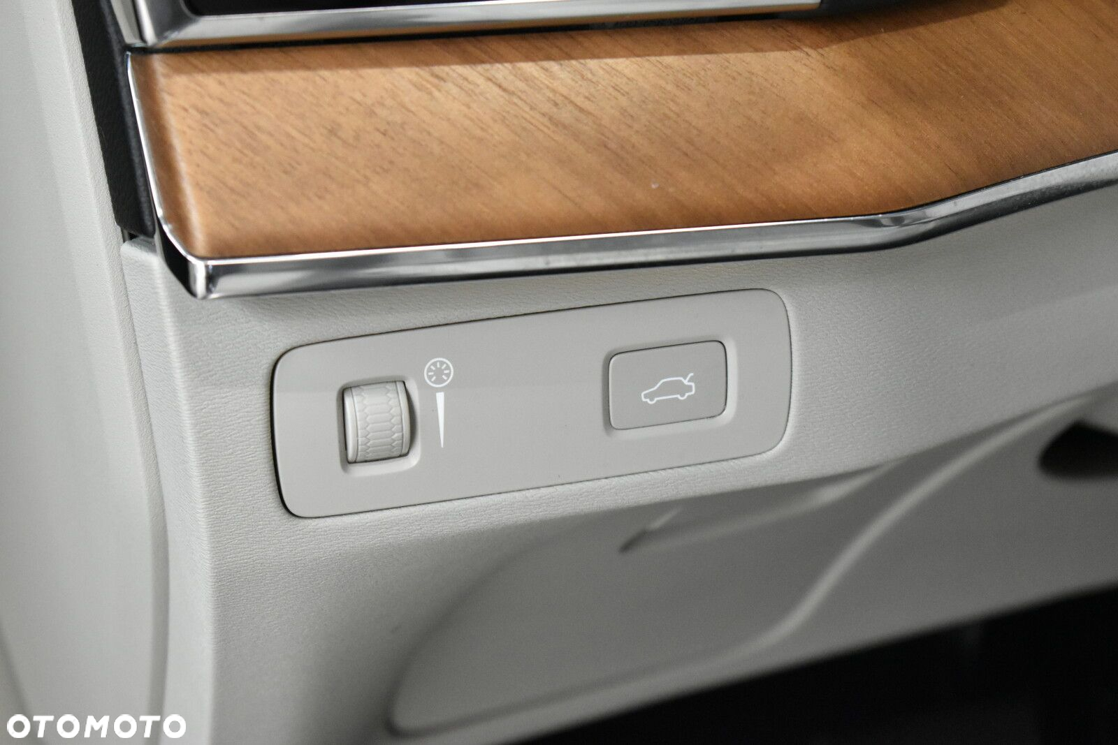 Volvo XC 90 - 11