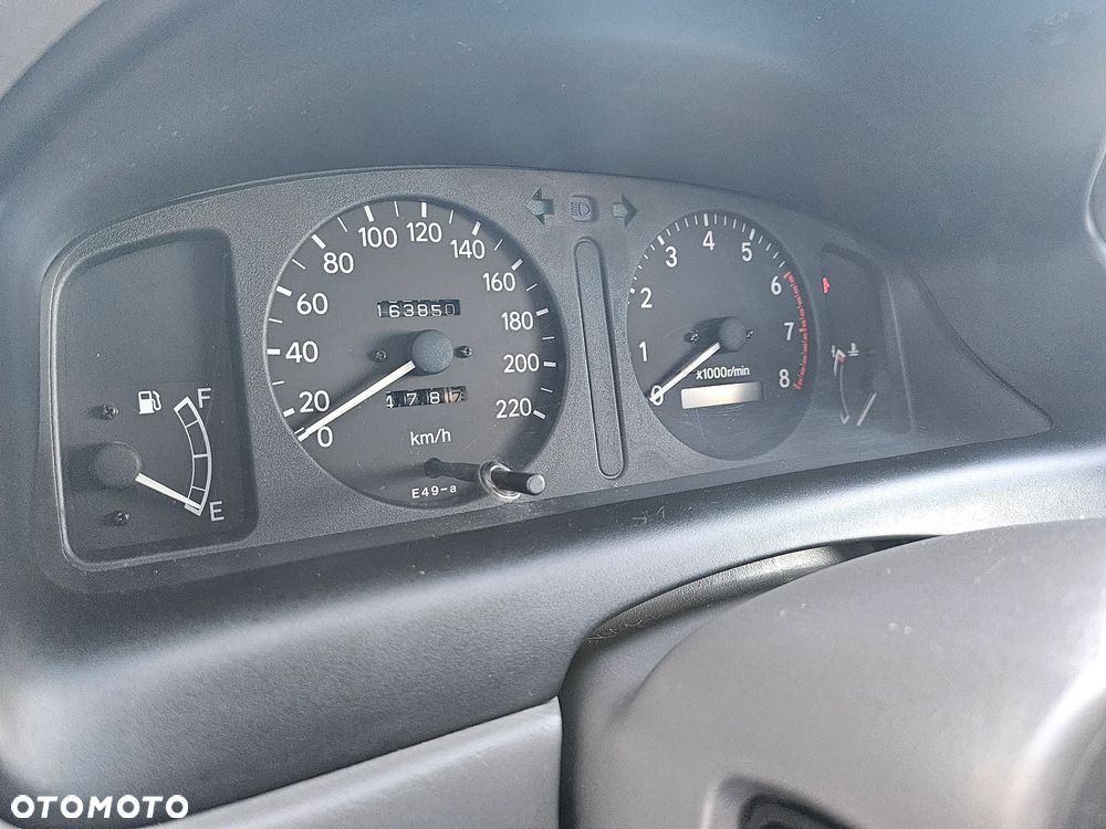 Toyota Corolla - 26