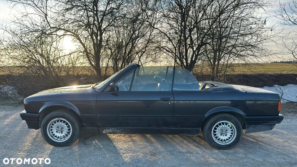 BMW Seria 3 318i - 1