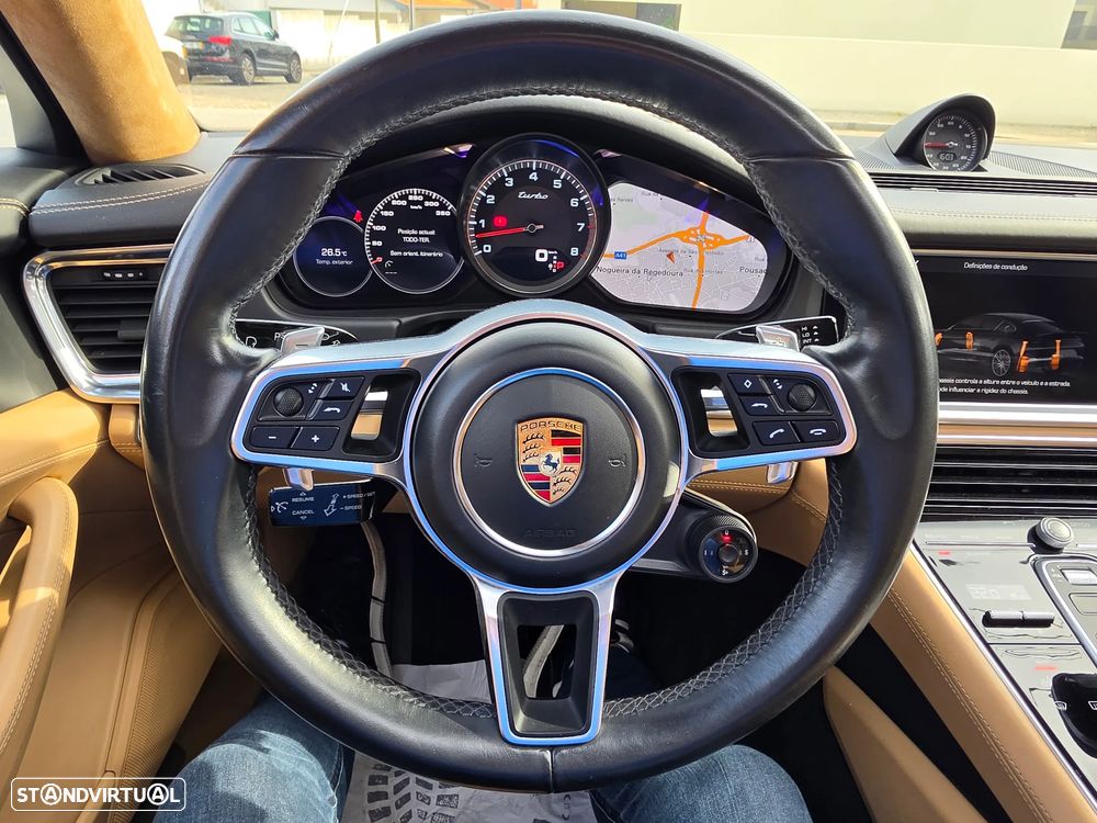 Porsche Panamera Turbo - 17