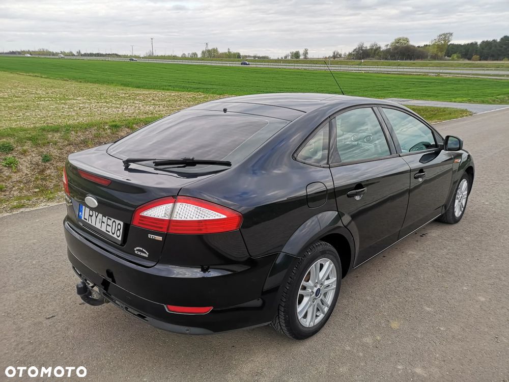 Ford Mondeo 1.8 TDCi Titanium - 23