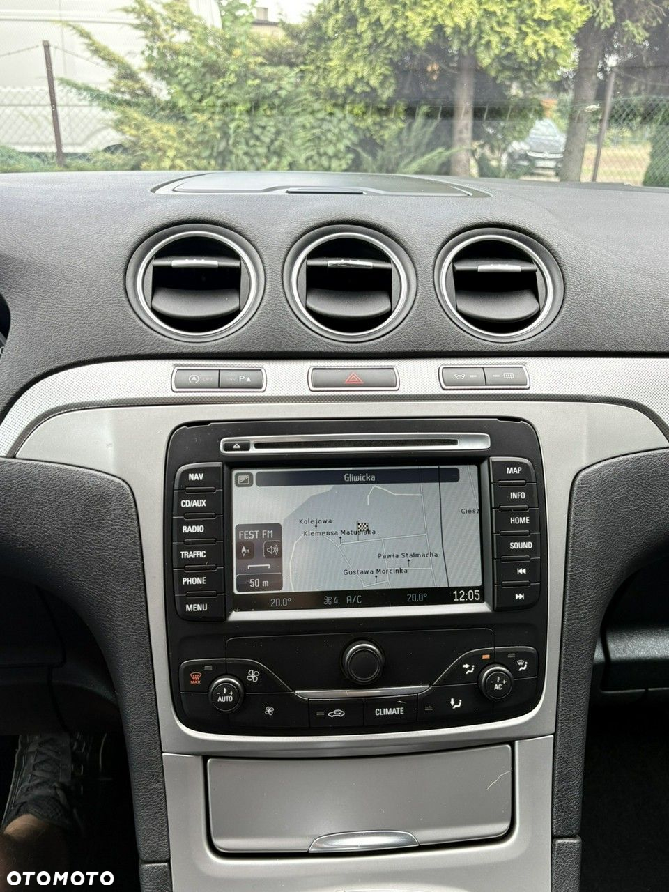 Ford S-Max - 21