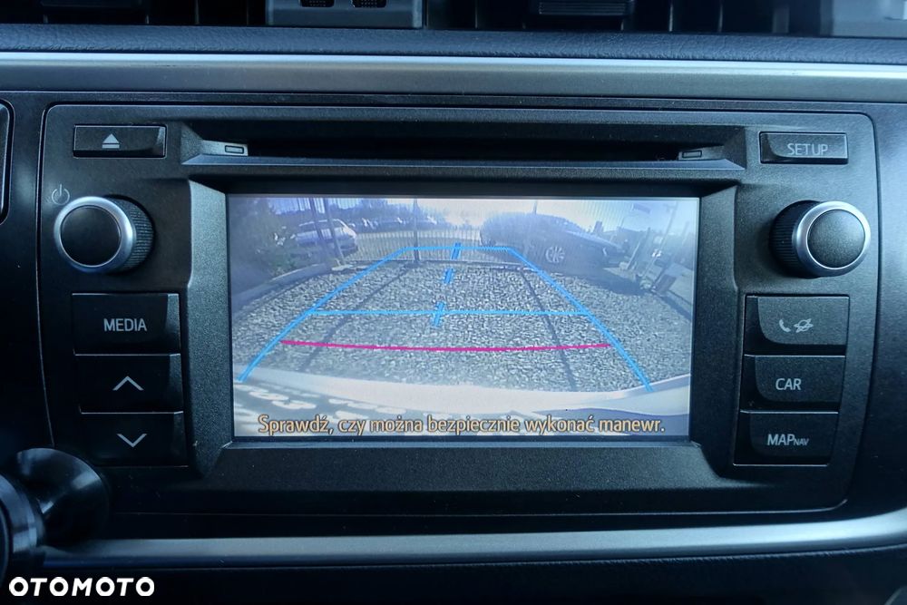 Toyota Auris 1.4 D-4D - 21