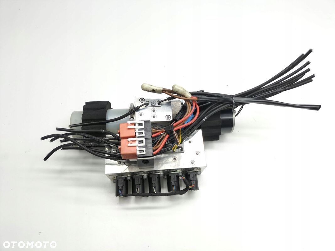 POMPA DACHU BMW 3 E92 E93 71287800 - 1