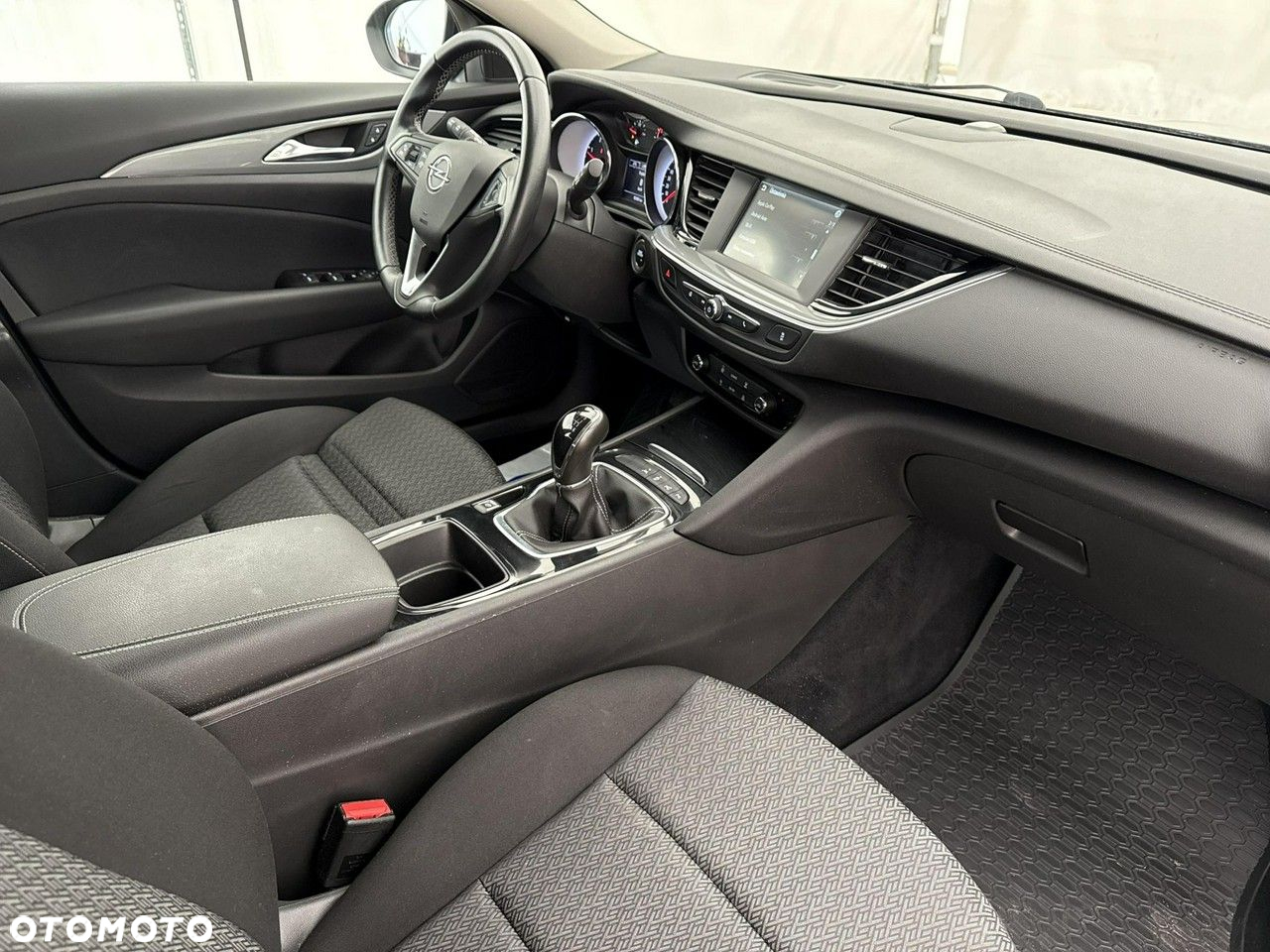 Opel Insignia - 23