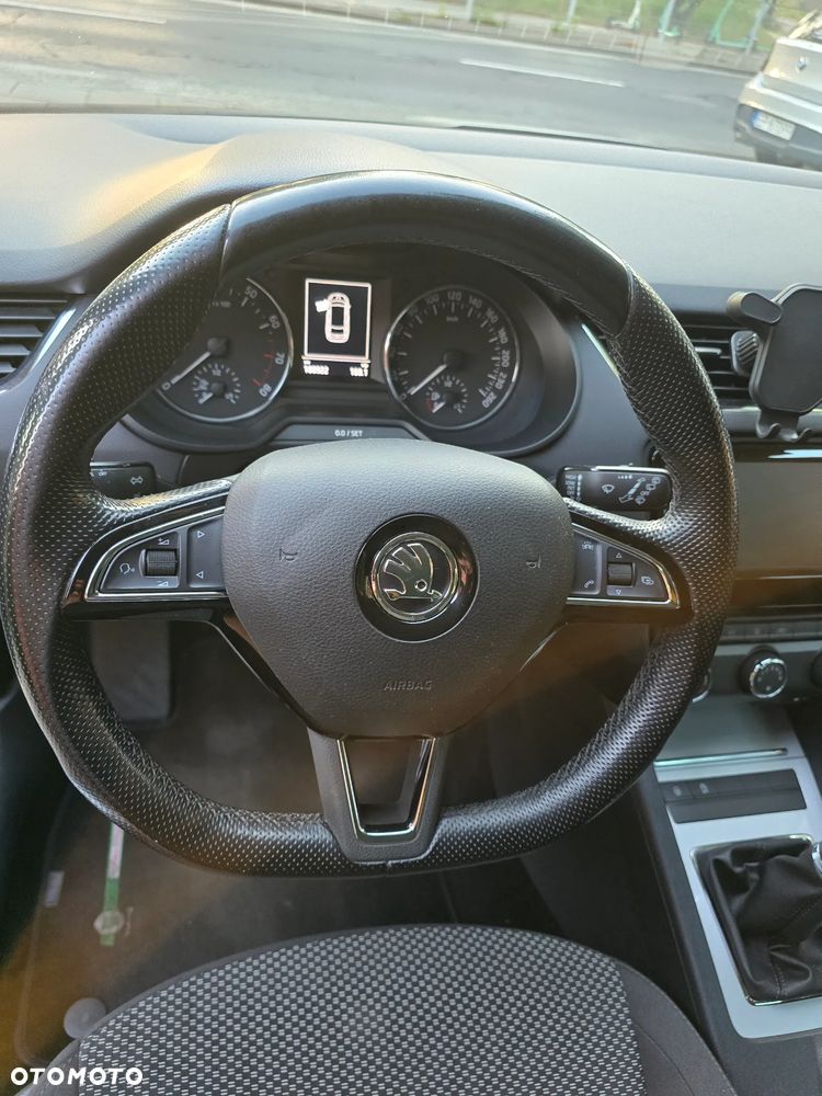 Skoda Octavia - 14