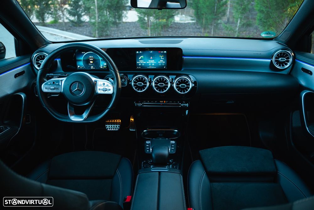 Mercedes-Benz A 250 e AMG Line - 19