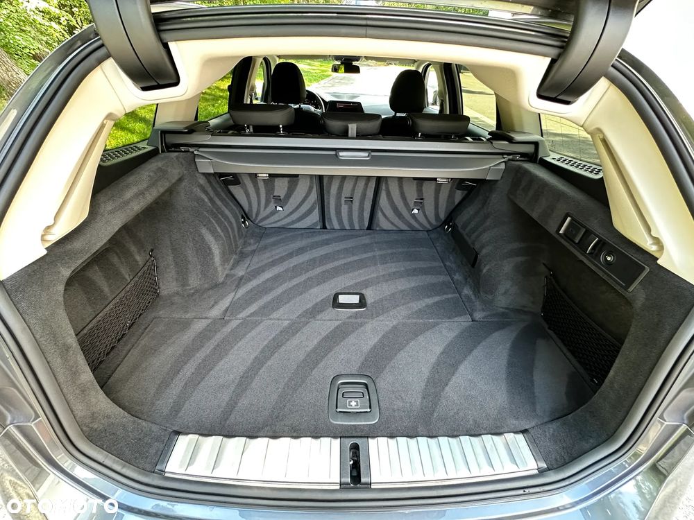 BMW Seria 3 320d xDrive MHEV Sport Line - 19