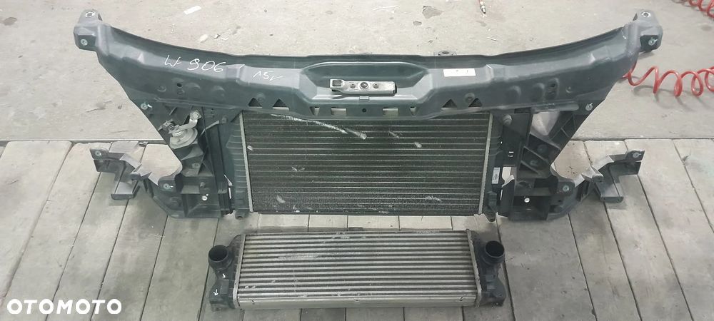 MERCEDES SPRINTER W906 LIFT 2.2 CDI PRZEDNI PAS KOMPLET CHŁODNIC - 2