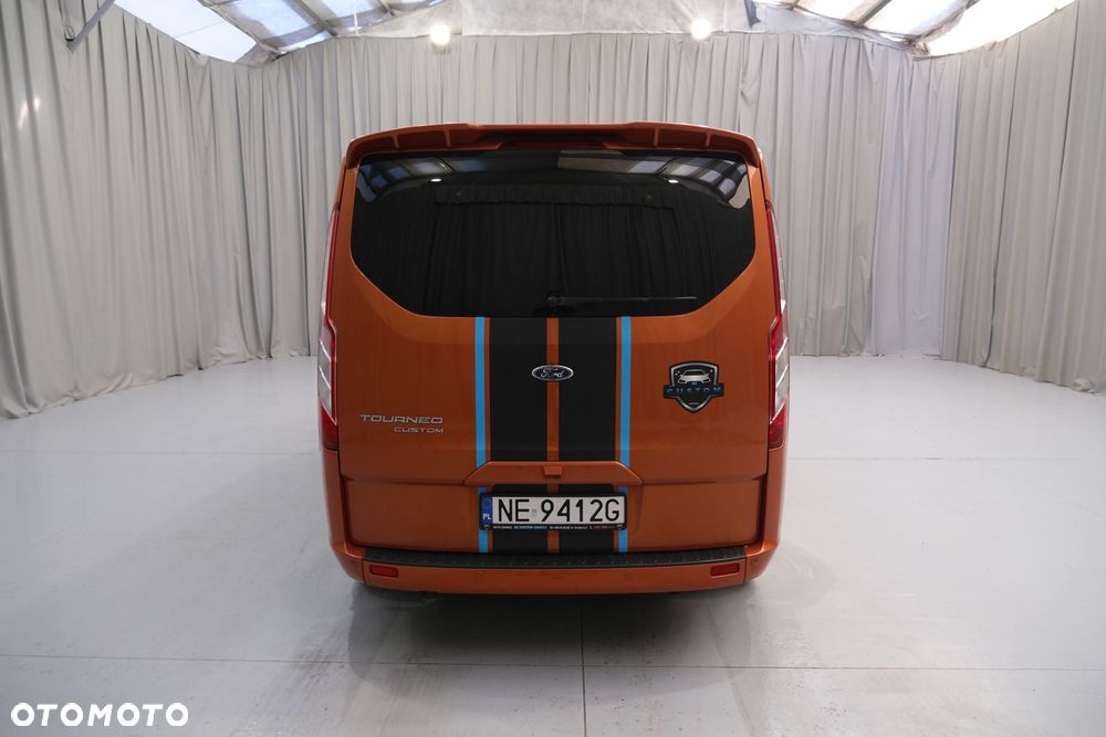 Ford Tourneo Custom 2.0 EcoBlue L2 Shuttle Bus Titanium Sel.Shift - 6