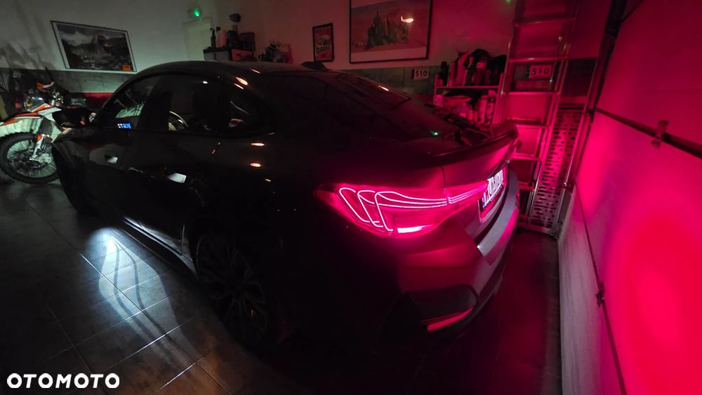 BMW Seria 4 M440i xDrive mHEV - 29