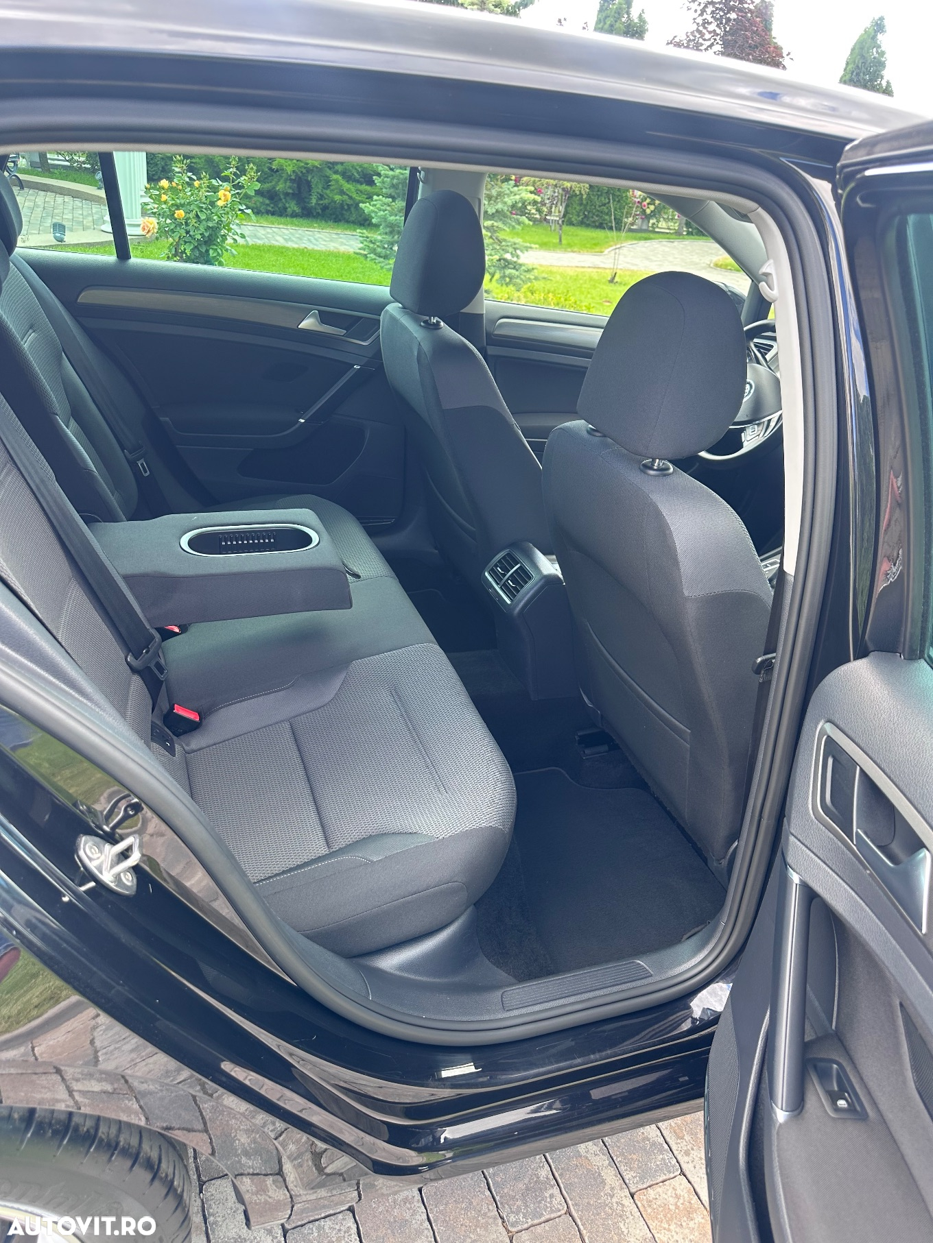 Volkswagen Golf 1.2 TSI BlueMotion Technology DSG Comfortline - 6
