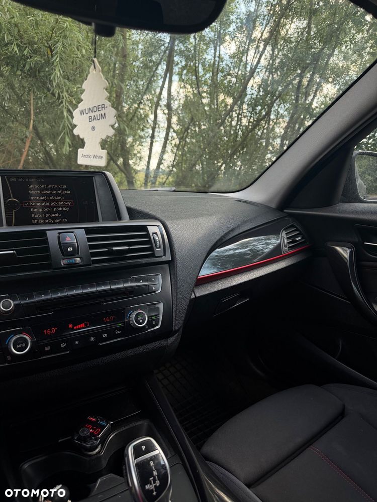 BMW Seria 1 120d Sport Line - 10