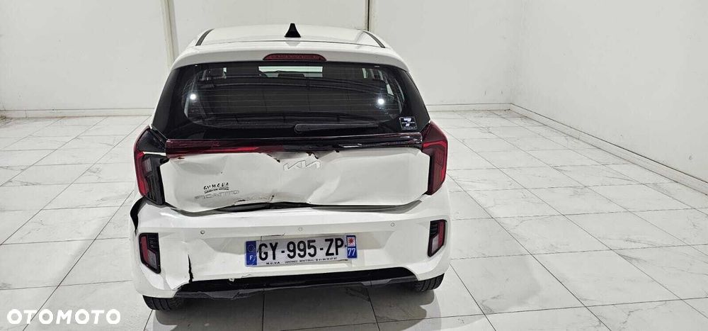 Kia Picanto - 8