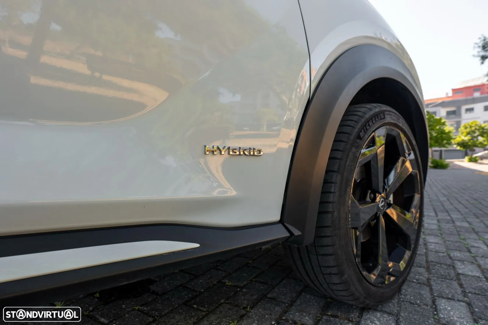 Nissan Juke 1.6 Hybrid N-Design Black - 32
