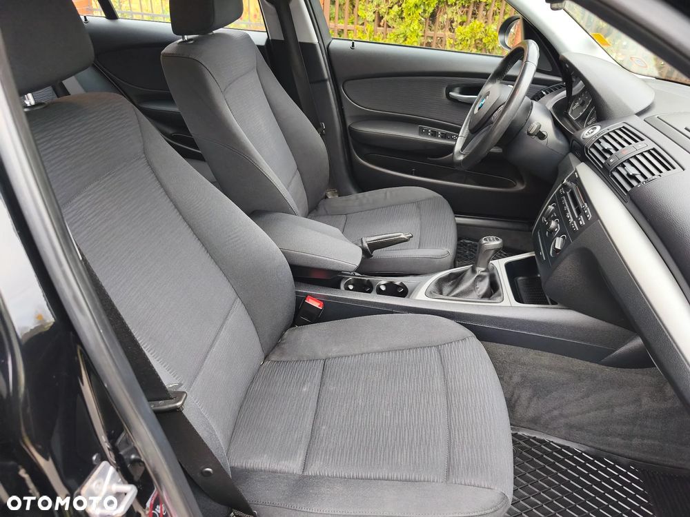 BMW Seria 1 118d DPF Edition Lifestyle - 26