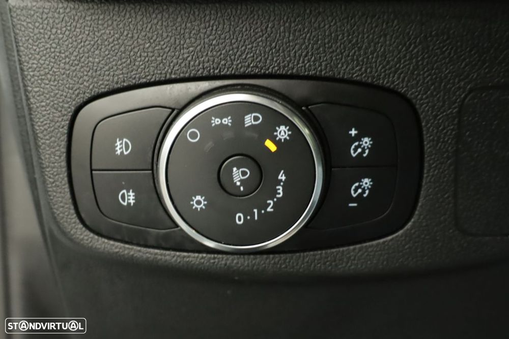 Ford Focus 1.0 EcoBoost MHEV ST-Line X - 19