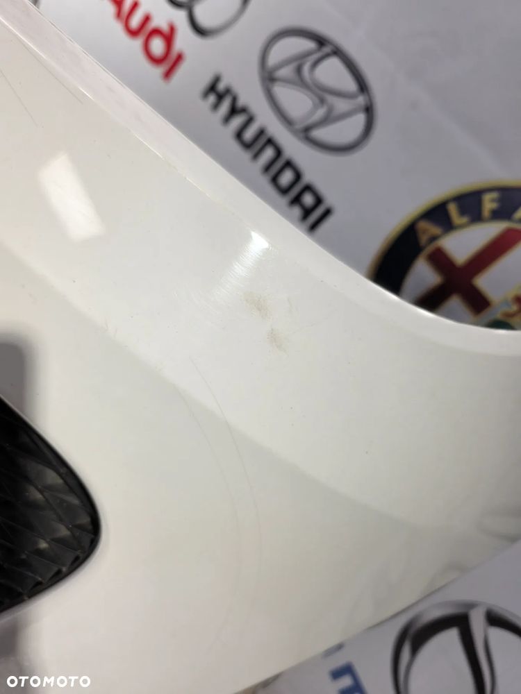 VW UP 11- ZDERZAK PRZEDNI PRZÓD , KOLOR BIAŁY , NA HALOGENY , NR AUKCJUI NZ1516 - 16