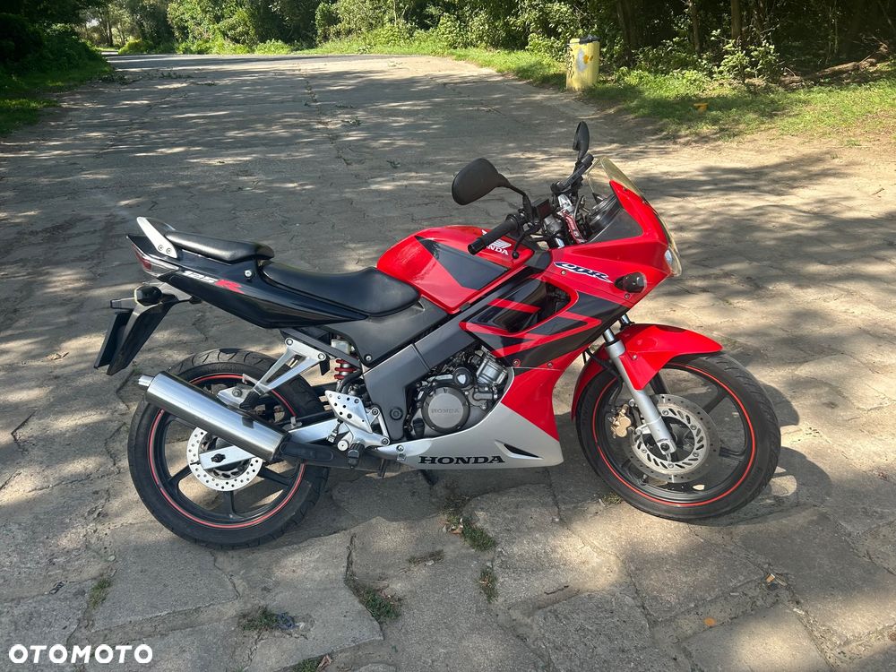 Honda CBR - 1