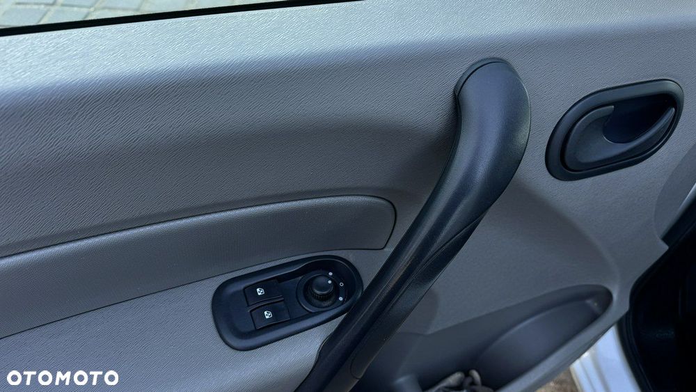 Renault Kangoo - 23