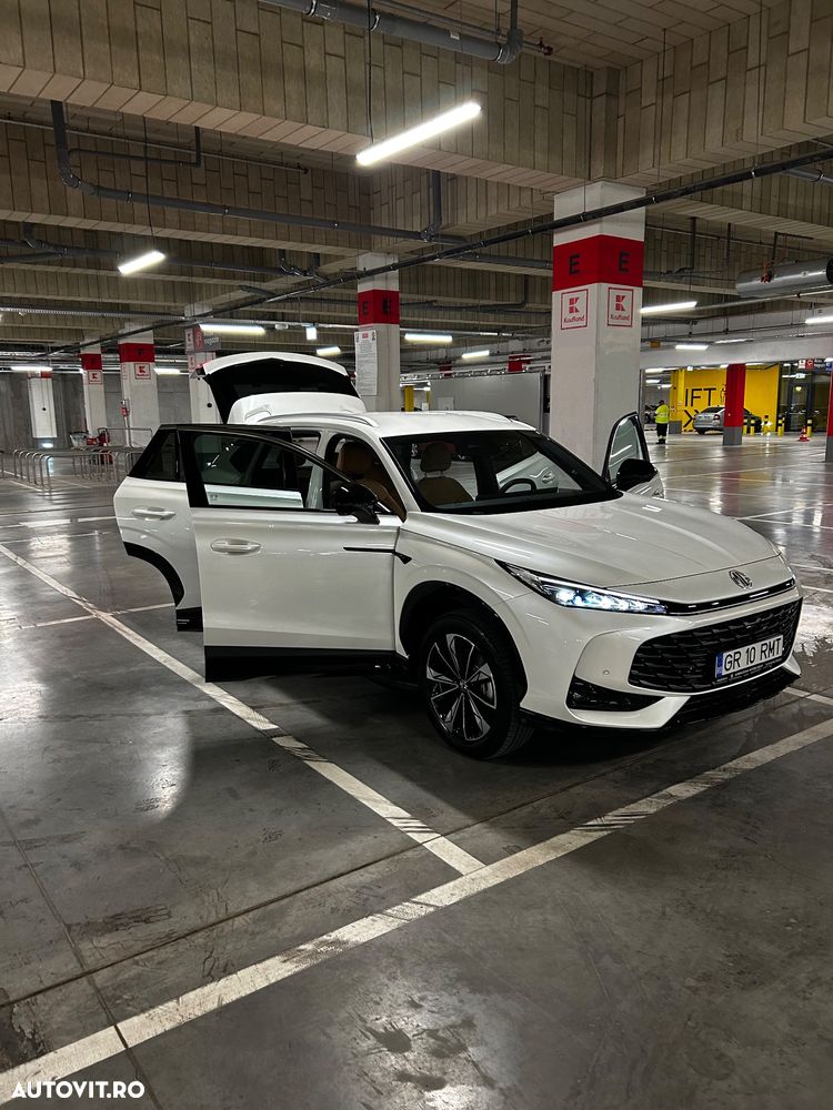 MG EHS 1.5 T-GDi AT PHEV Exclusive - 32