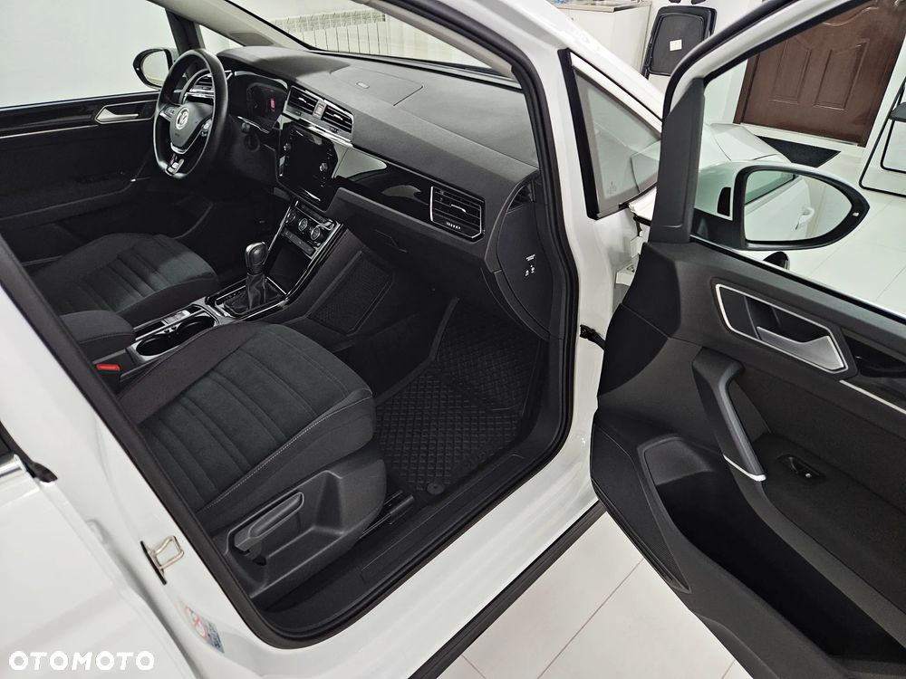 Volkswagen Touran 1.5 TSI EVO Highline DSG - 26