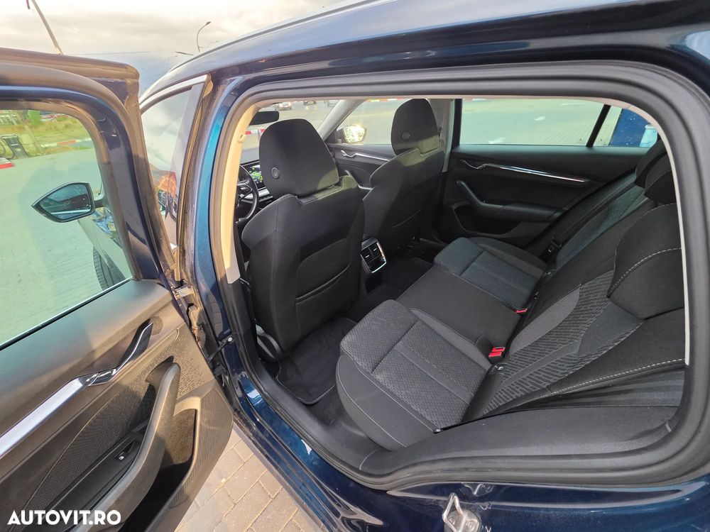 Skoda Octavia 2.0 TDI DSG Style - 12