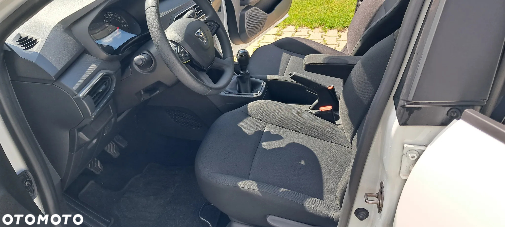 Dacia Sandero SCe 65 Essential - 19